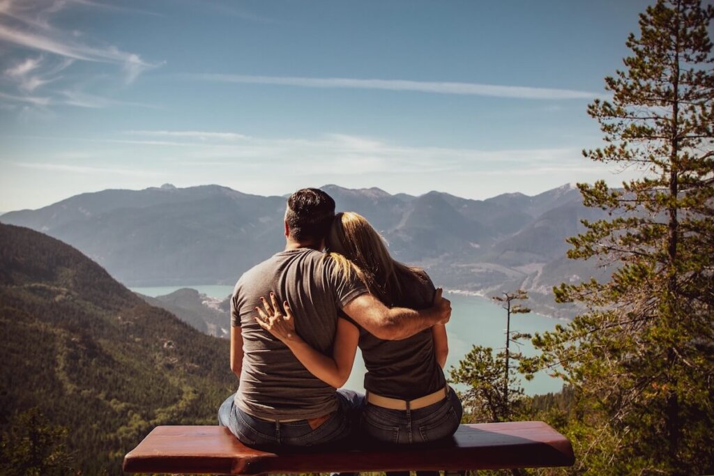 romantic honeymoon in Himachal